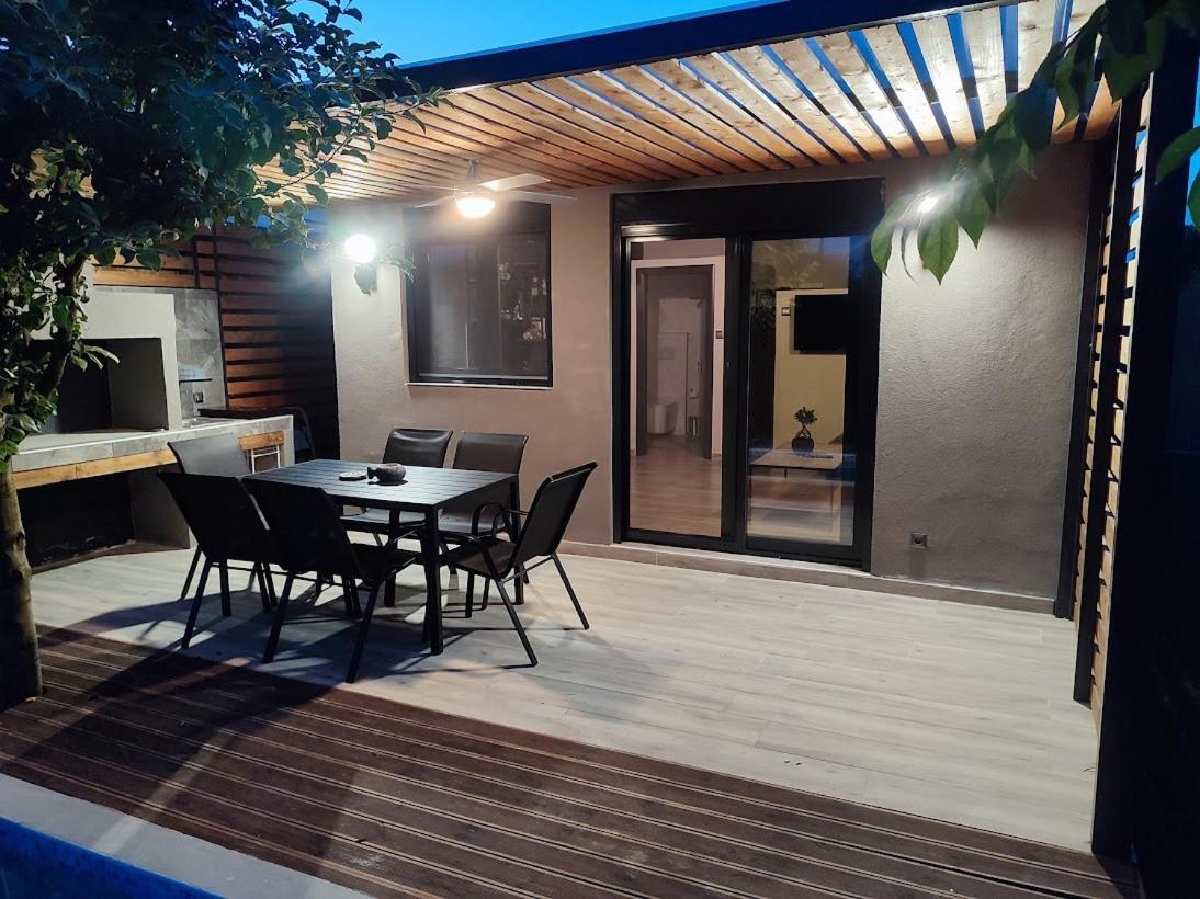 בית נופש Mosquito Luxury